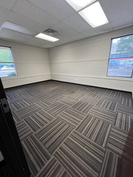 More Photos Of 1751 Alexander St, West Valley Coworking Space