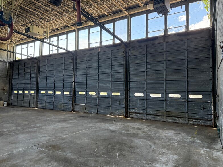 More Photos Of 615R Kenhorst Blvd, Reading Industrial For Lease