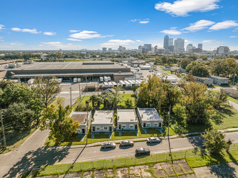 More Photos Of 821-835 Minnie St, Jacksonville Apartments For Sale