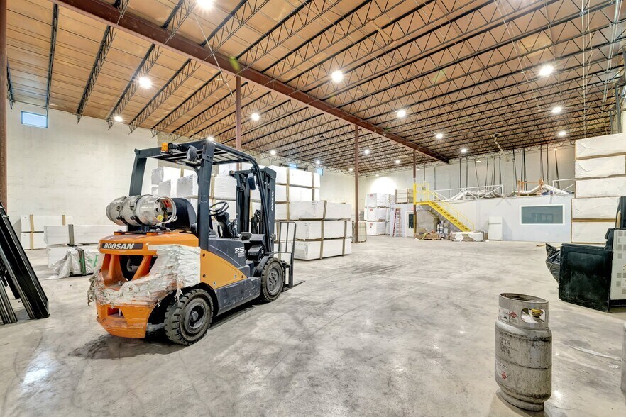 More Photos Of 3490 Oleander Ave, Fort Pierce Warehouse For Sale