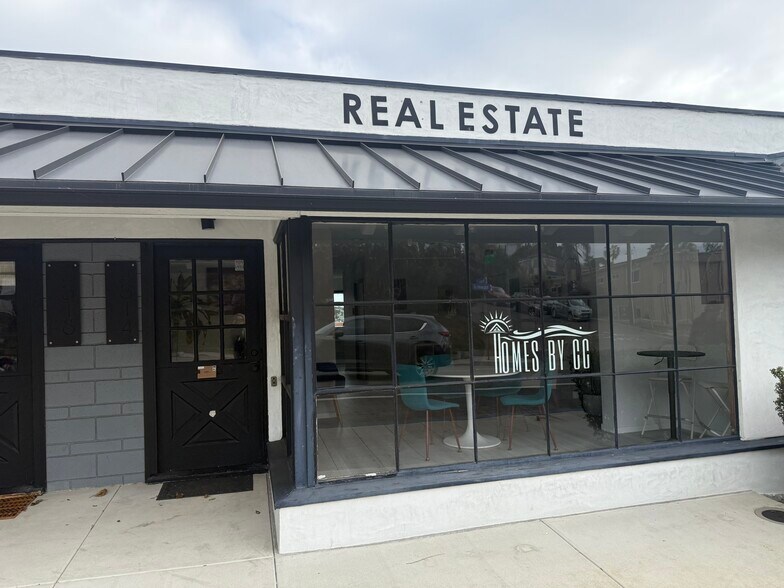 Primary Photo Of 4312-4320 Voltaire St, San Diego Storefront Retail Office For Lease