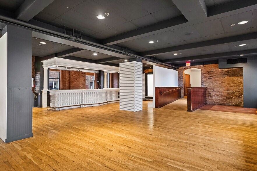 More Photos Of 34 Depot St, Pittsfield Medical For Sale