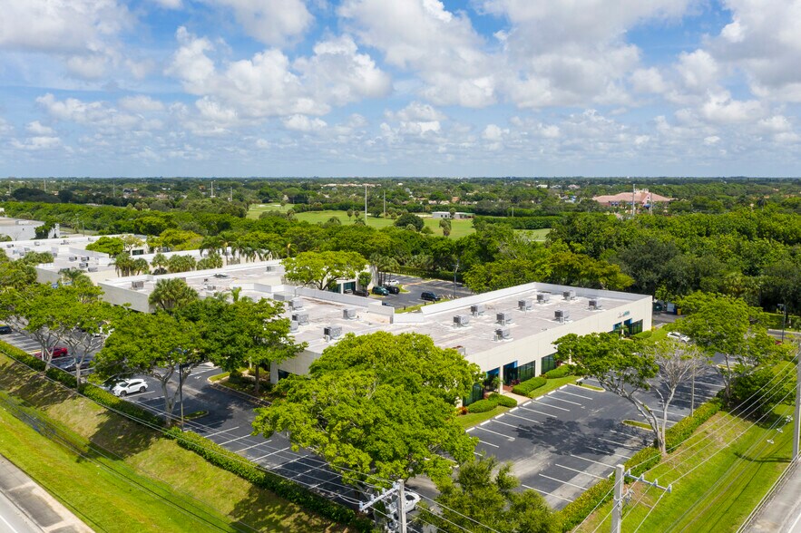 More Photos Of 901-925 Clint Moore Rd, Boca Raton Loft Creative Space For Lease