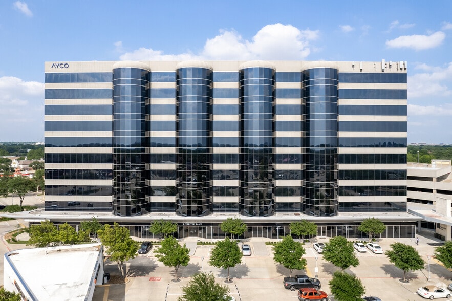 More Photos Of 17950 Preston Rd, Dallas Office For Lease