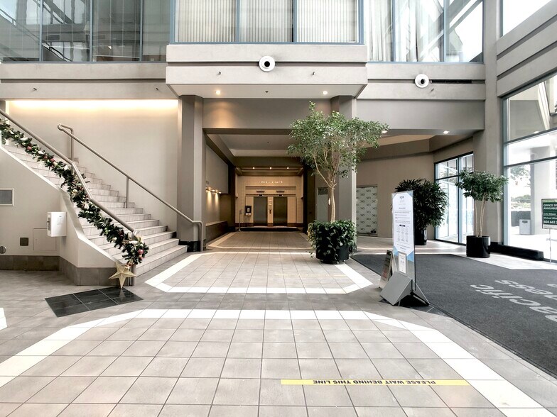 More Photos Of 5811 Cooney Rd, Richmond Office For Lease