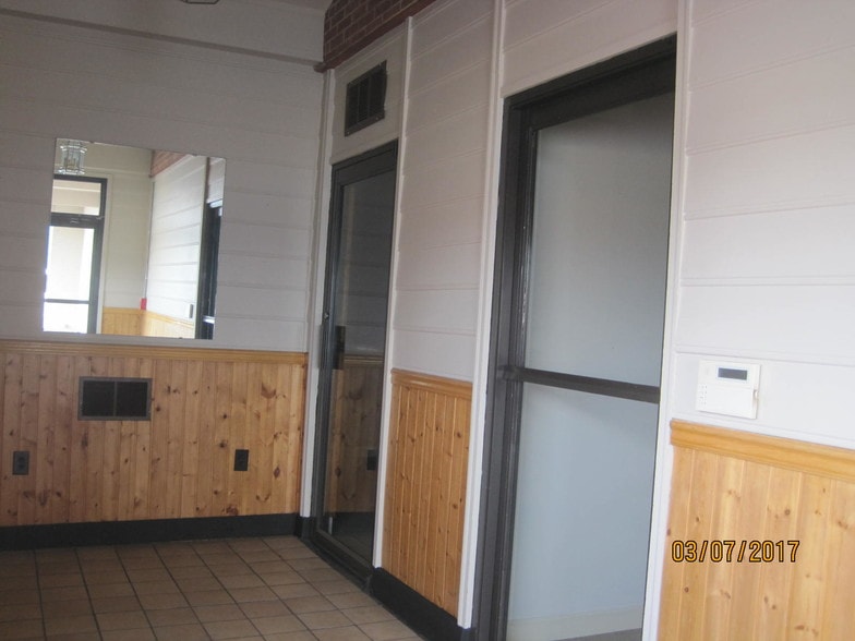 More Photos Of 2907 Fort Bragg Rd, Fayetteville Storefront Retail Office For Lease