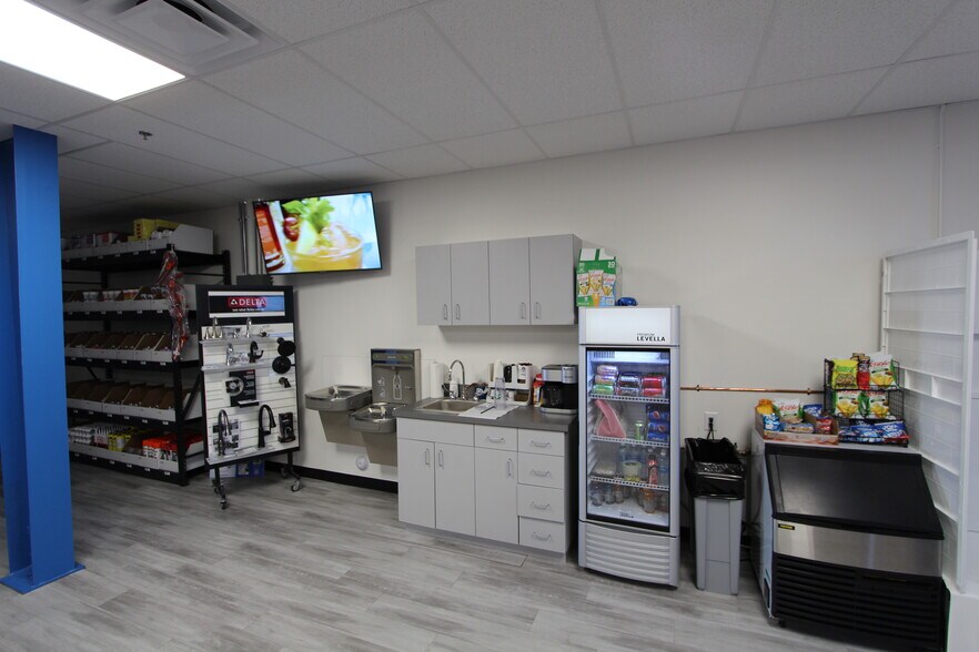More Photos Of 3048 N Cessna Ave, Casa Grande Warehouse For Lease
