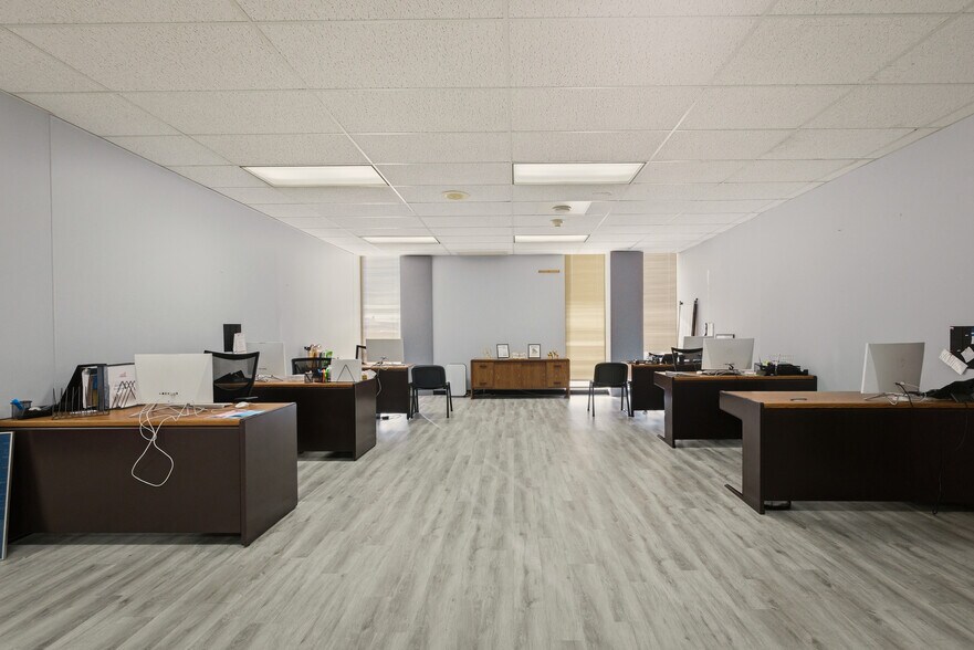 More Photos Of 2500 Turner Rd, Richmond Loft Creative Space For Sale