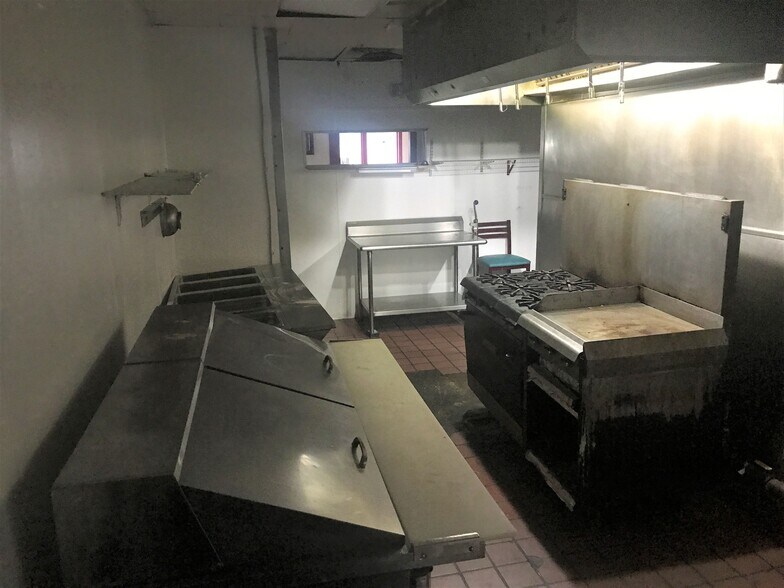 More Photos Of 954 Main St, Southaven Fast Food For Sale