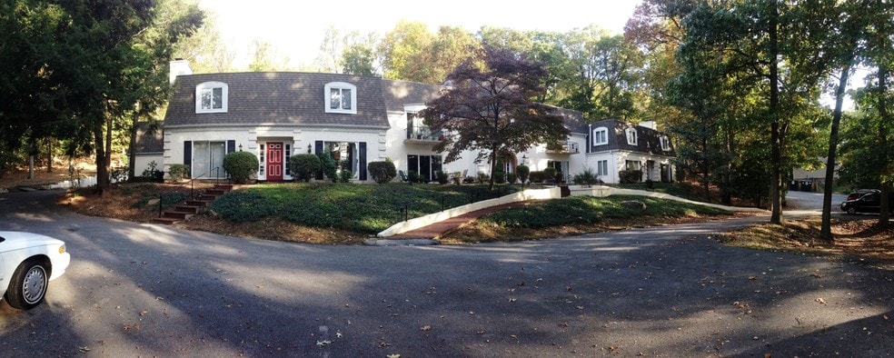 More Photos Of 1700 Mountainview Rd, Harrisburg Apartments For Sale