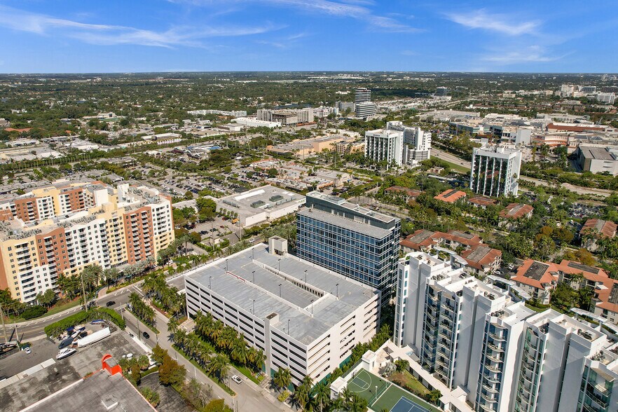 More Photos Of 18851 NE 29th Ave, Aventura Office For Lease