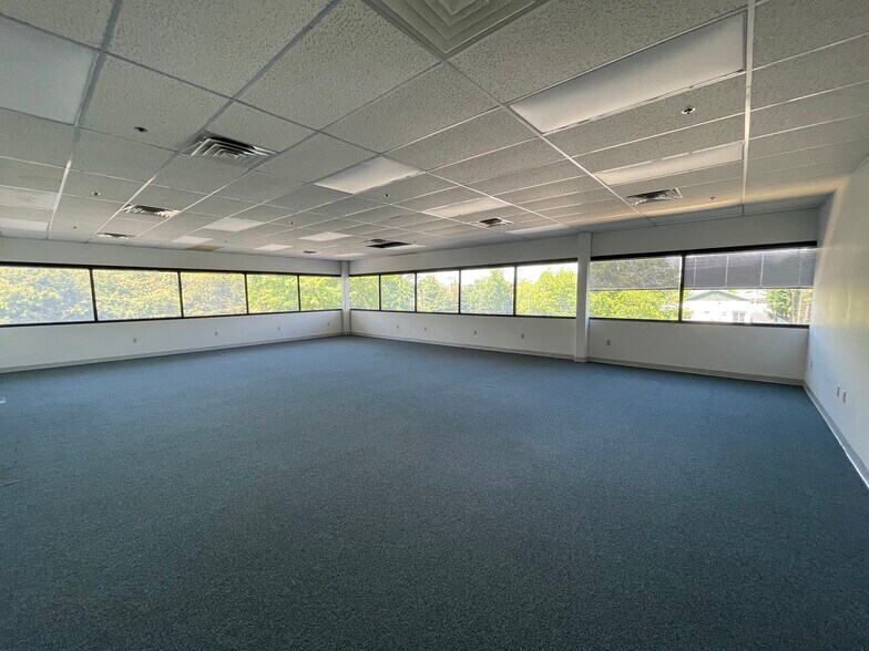 More Photos Of 1230 Parkway Ave, Ewing Medical For Lease