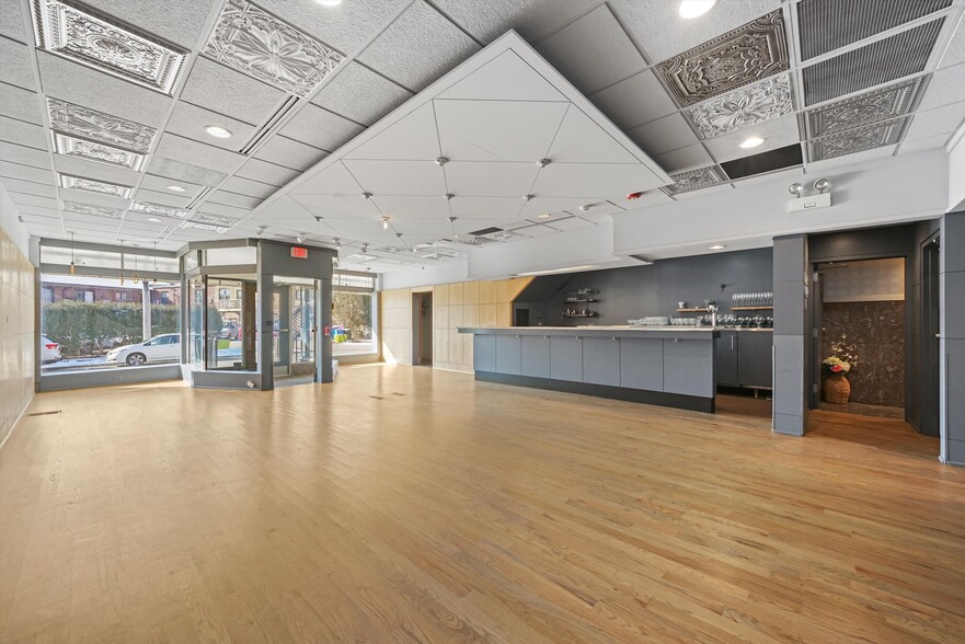 More Photos Of 417-429 Temple Ave, Highland Park General Retail For Sale