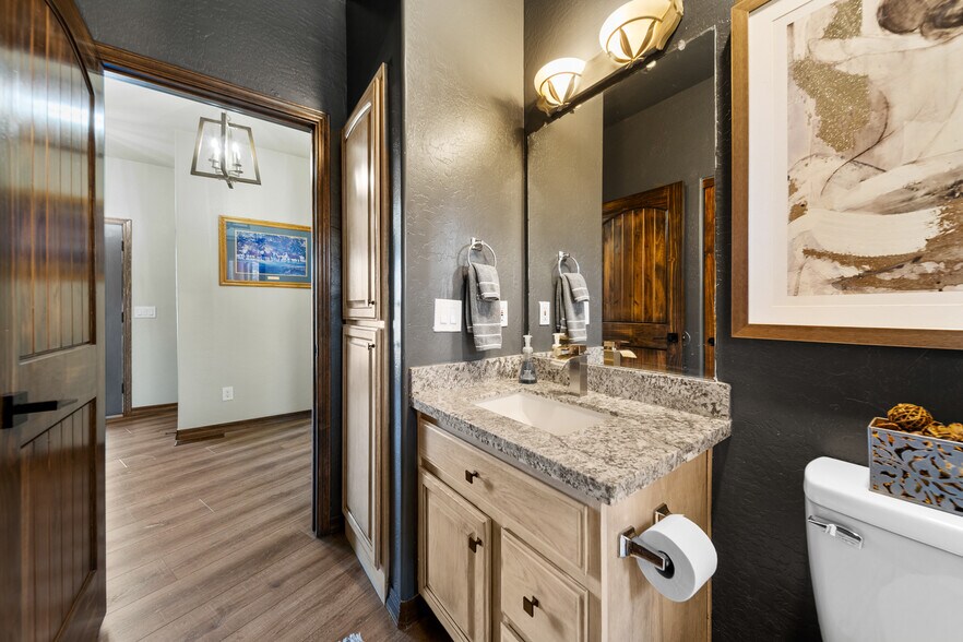 More Photos Of 7056 Bustin Dutch Trl, Show Low Multifamily For Sale