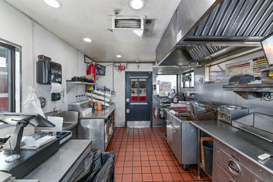 More Photos Of 8213 Broadway, Lemon Grove Fast Food For Sale