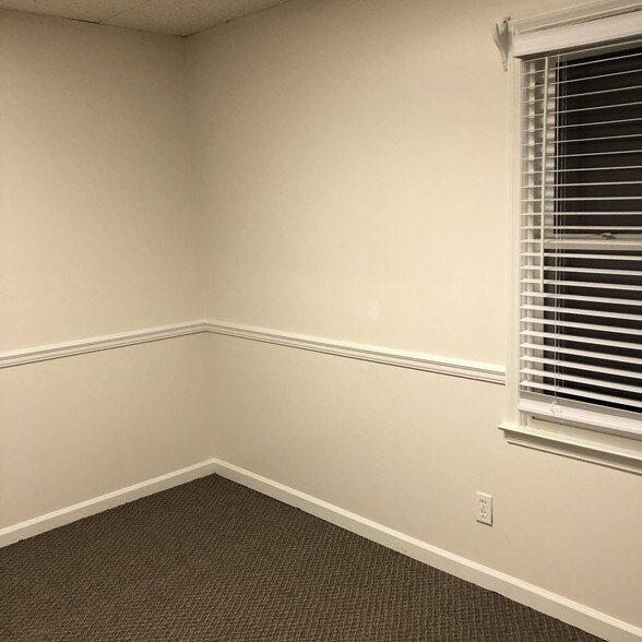 More Photos Of 2175 Highpoint Rd, Snellville Coworking Space