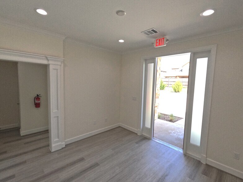 More Photos Of 400 Stonebrook Pky, Frisco Medical For Lease