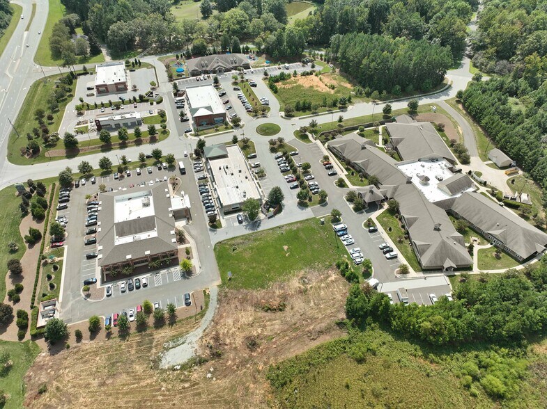 Primary Photo Of 115 Polks Village Lane Ln, Chapel Hill Medical For Sale