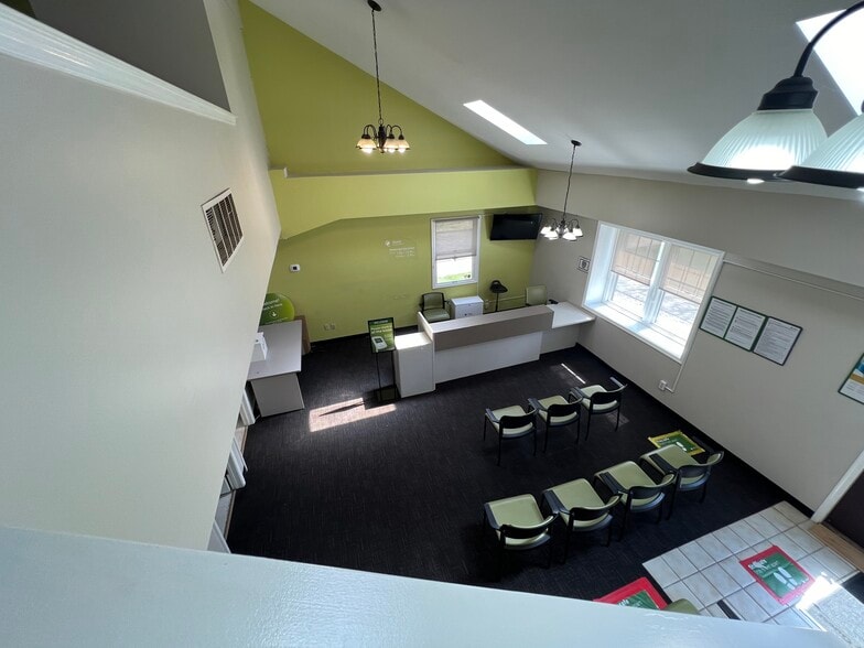 More Photos Of 1609 Woodbourne Rd, Levittown Medical For Sale