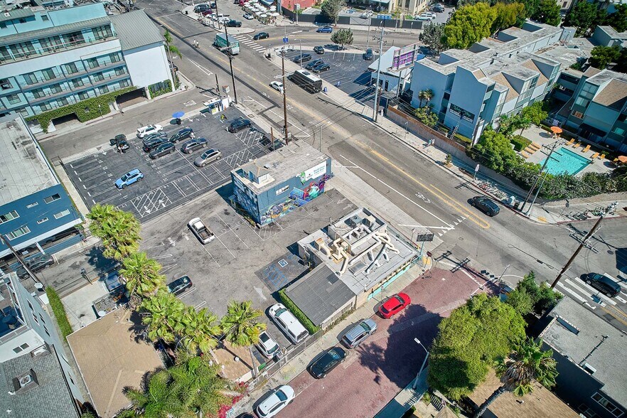 More Photos Of 1711-1715 Pacific Ave, Venice Unknown For Lease