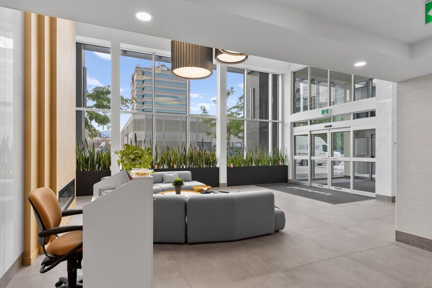 More Photos Of 1700 Dickson Av, Kelowna Office For Lease