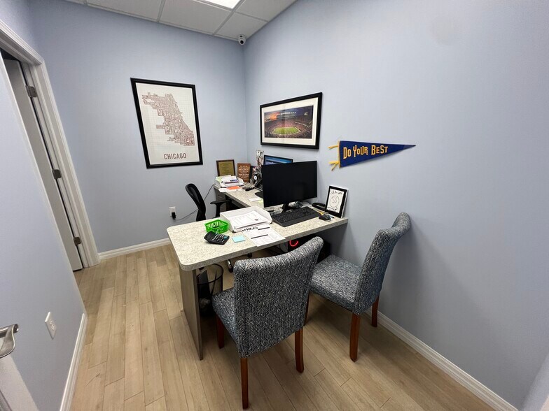 More Photos Of 13135 Kings Lake Dr, Gibsonton Medical For Lease