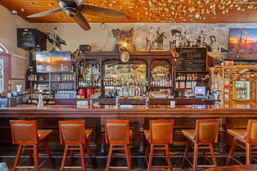 More Photos Of 30048 Yosemite Blvd, La Grange Bar For Sale
