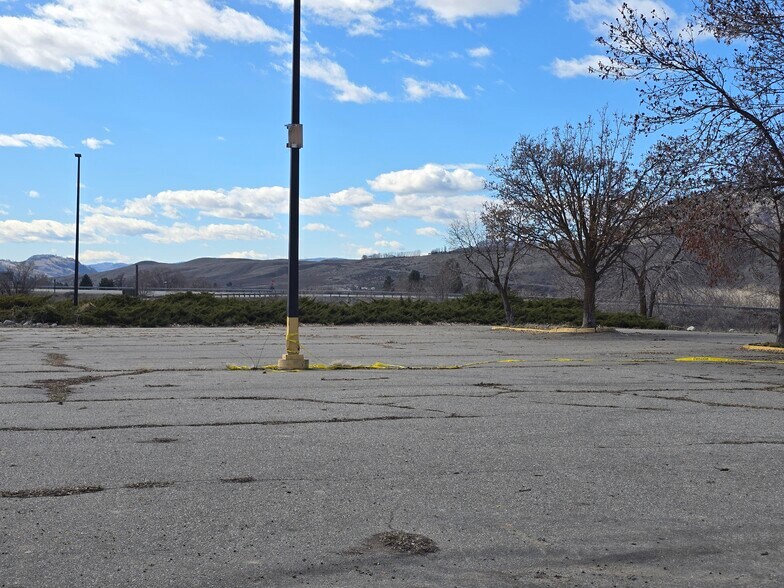 More Photos Of 11 Apple Way rd, Okanogan Land For Sale