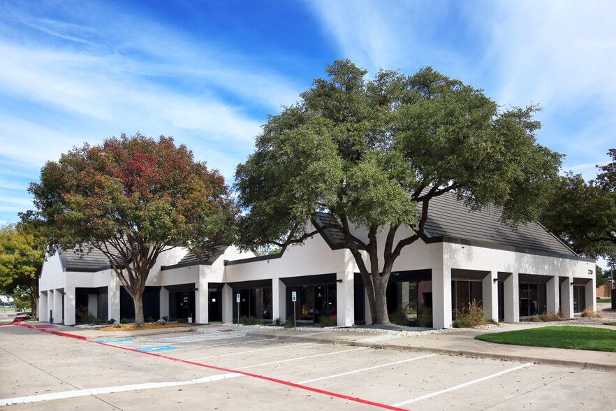 More Photos Of 700 E Park Blvd, Plano Unknown For Lease