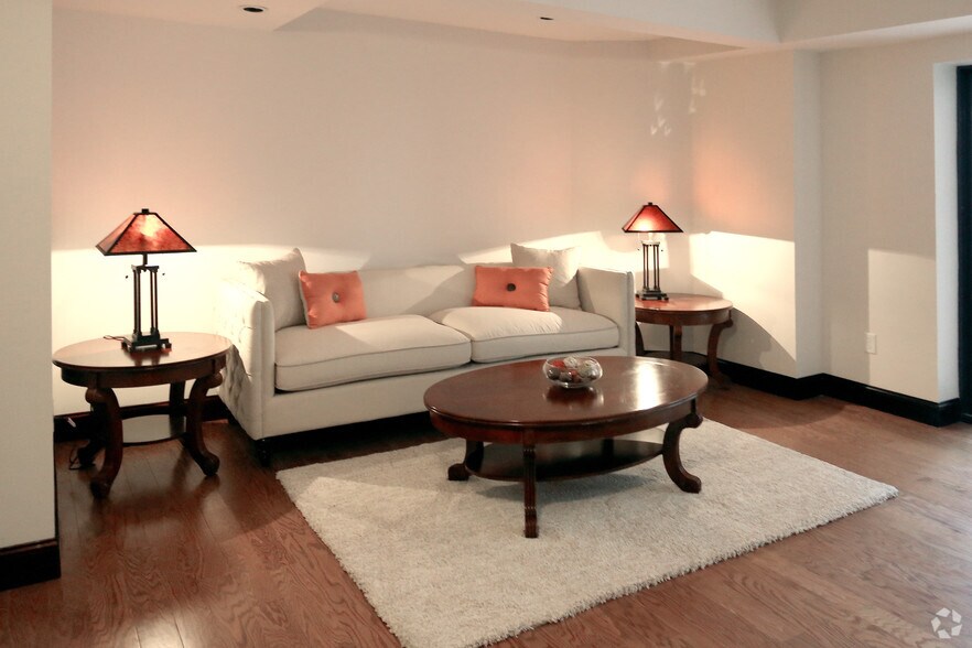 More Photos Of 1014-1024 Locust St, Saint Louis Apartments For Sale