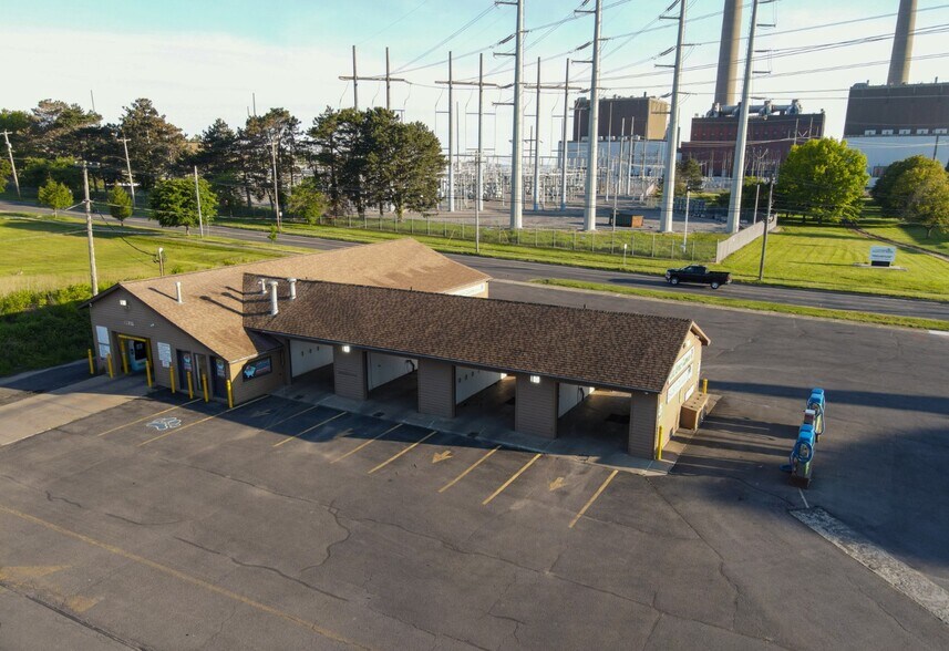 More Photos Of 149 George St, Oswego Carwash For Sale