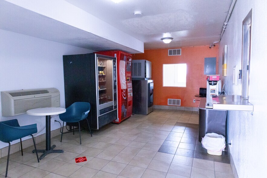 More Photos Of 2420 Commerce Rd, Goodland Hotel For Sale