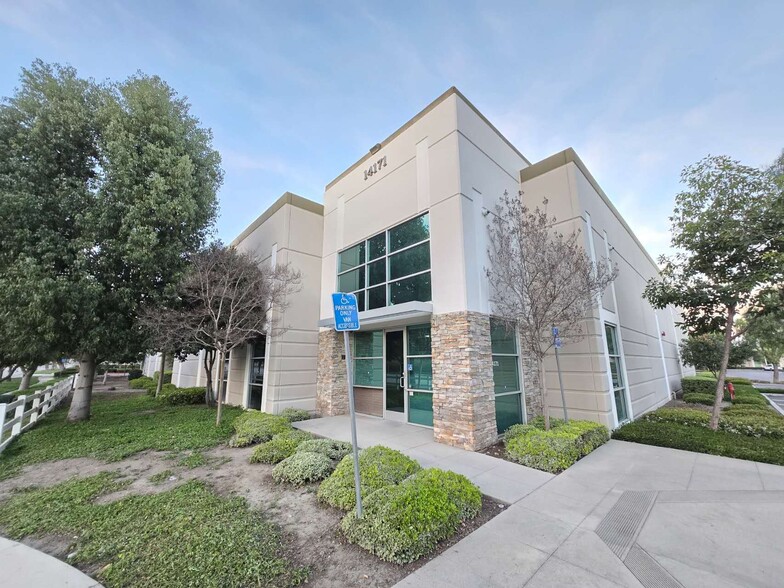 More Photos Of 14171 Fern Ave, Chino Warehouse For Sale
