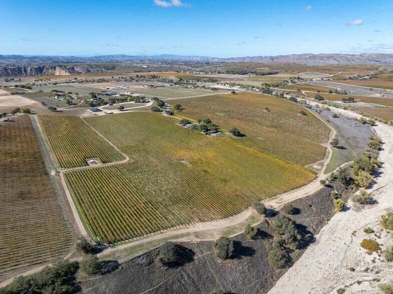 More Photos Of 7790 Airport Rd, Paso Robles Land For Sale