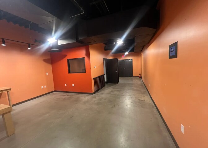 More Photos Of 2860 Packerland Way, Louisville Storefront For Lease