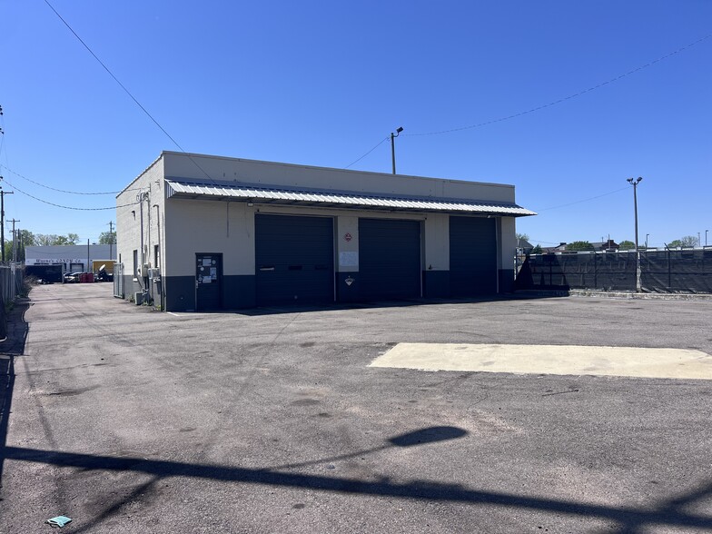 More Photos Of 167 Webster Ave, Memphis Auto Repair For Sale