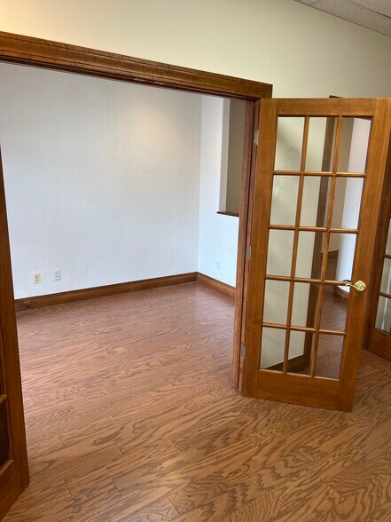 More Photos Of 69 Edwards Access Rd, Edwards Office For Lease