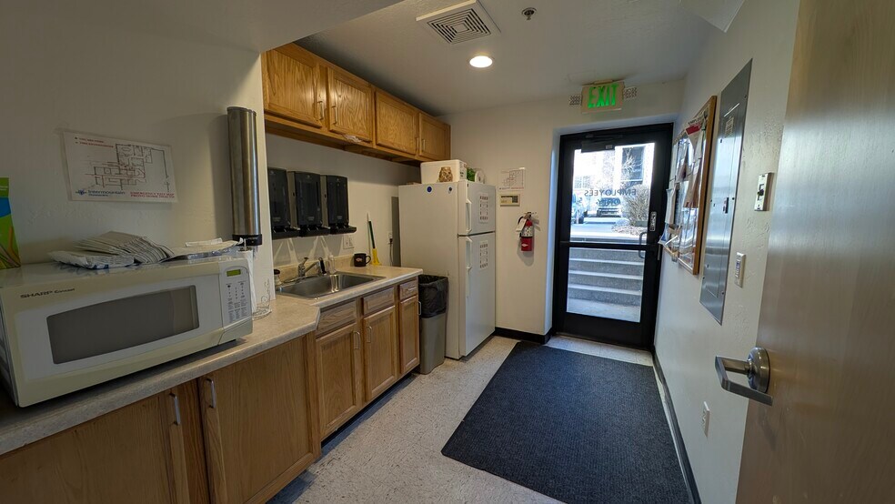 More Photos Of 524 W 300 N, Provo Medical For Lease