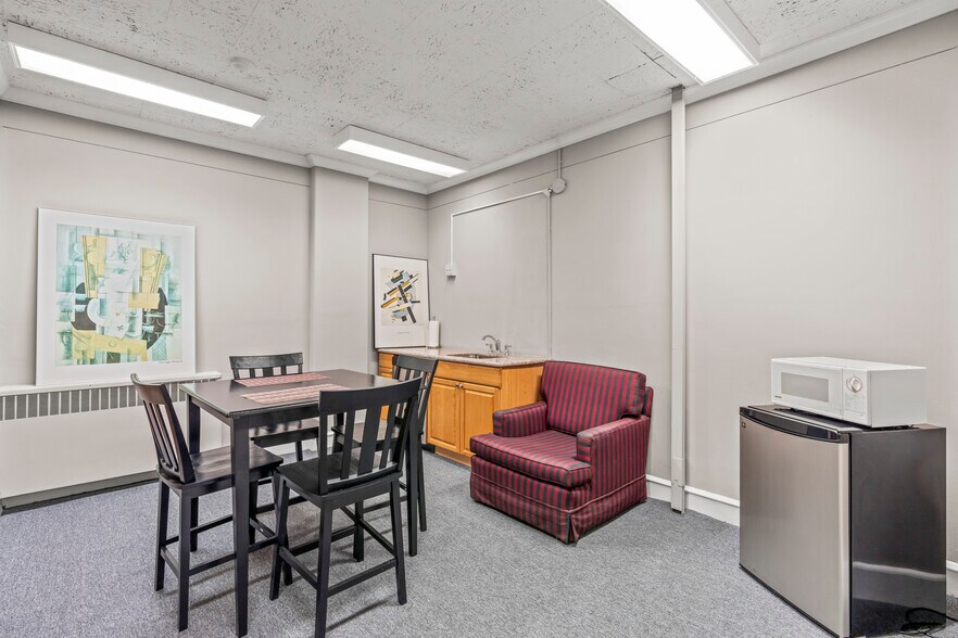 More Photos Of 15 W Front St, Trenton Office Residential For Sale