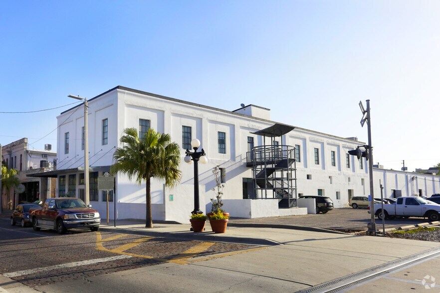 More Photos Of 1705 N 16th St, Tampa Office For Lease