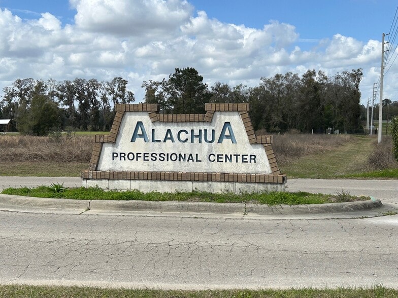 Primary Photo Of NW 104th Terrace, Alachua Land For Sale