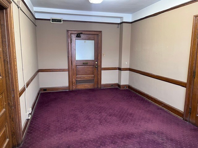 More Photos Of 207 Stanley Reed Ct, Maysville Office For Lease