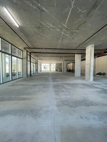 More Photos Of 2820 NE 214th St, Aventura Loft Creative Space For Sale