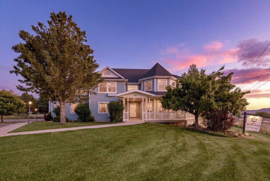 Primary Photo Of 40 Christa Circle cir, Garden City Specialty For Sale