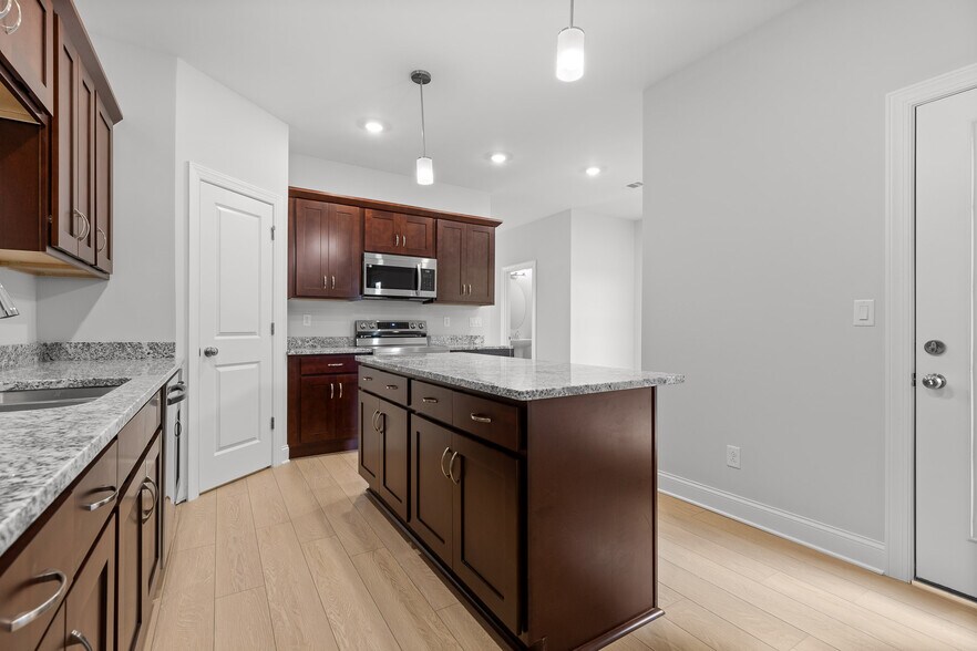 More Photos Of E Brainerd Road, Chattanooga Apartments For Sale