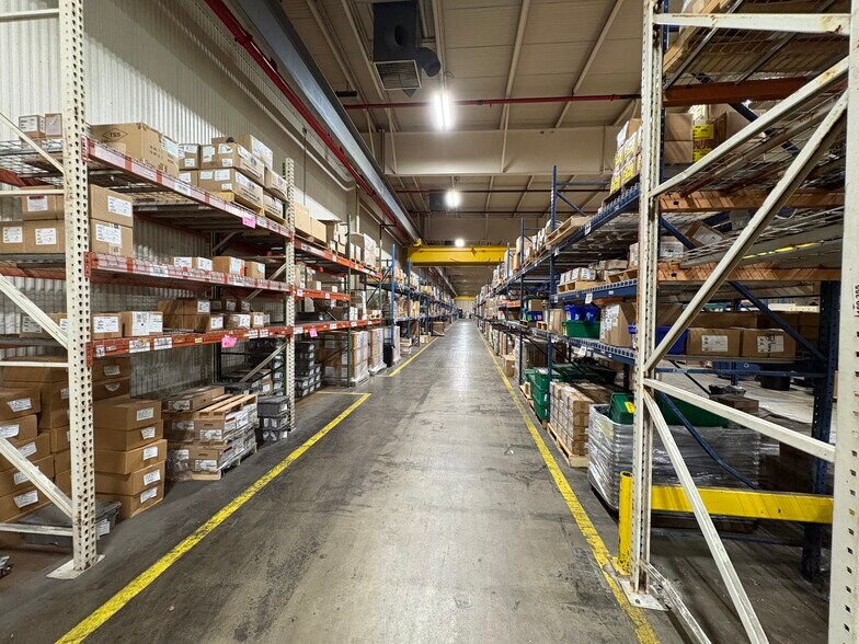 More Photos Of 101 E Industrial Blvd, Logansport Manufacturing For Sale