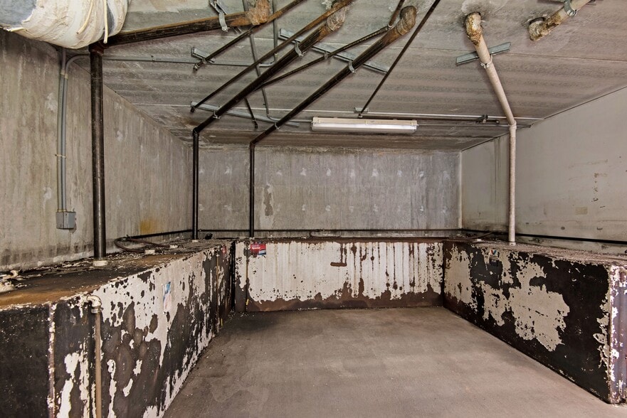 More Photos Of 3061 Gulf Breeze Pky, Gulf Breeze Carwash For Sale