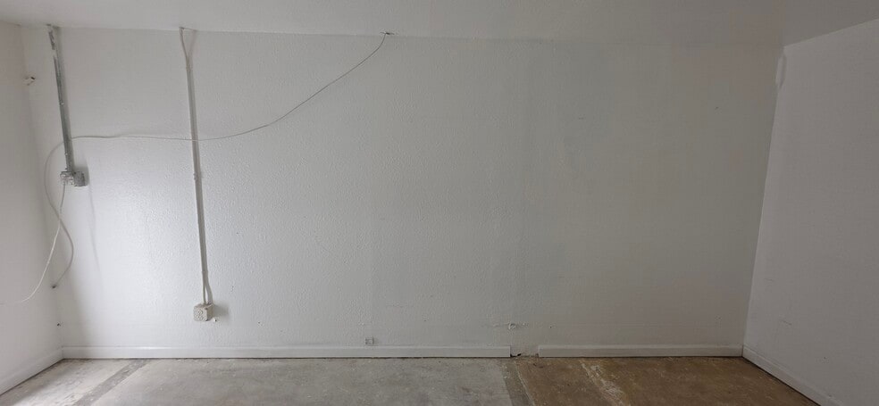 More Photos Of 1555 Yosemite Ave, San Francisco Warehouse For Lease