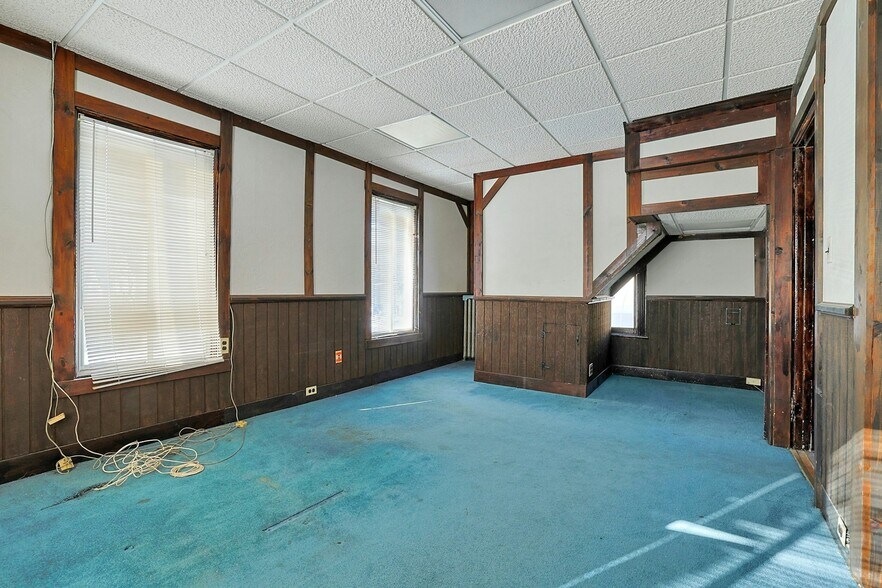 More Photos Of 162 Orange Ave, Suffern Office Residential For Sale