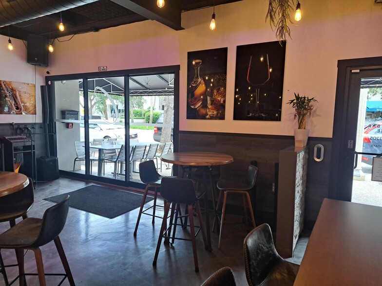 More Photos Of 1959-3310 NE Jensen Beach Blvd, Jensen Beach Storefront Retail Office For Sale